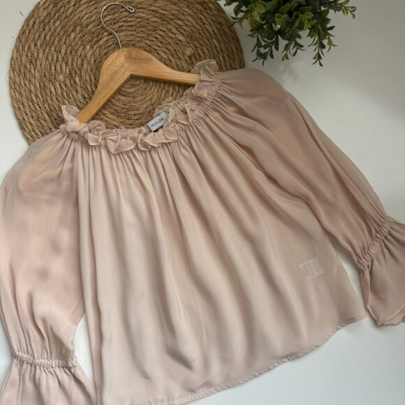 ISOLDA Beige Semi Sheer Silk Top Size 4 - Picture 10 of 10